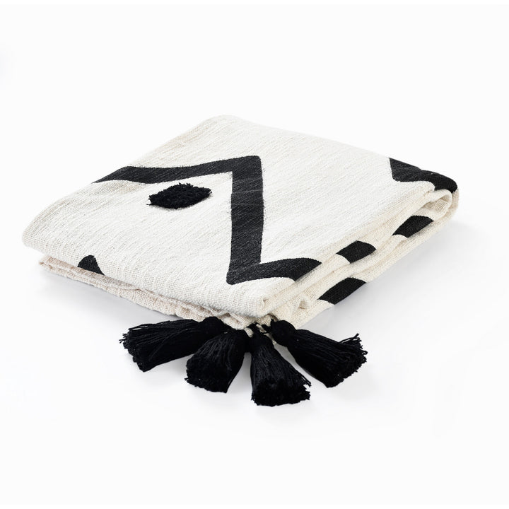 Black and White Woven Cotton Chevron Throw Blanket