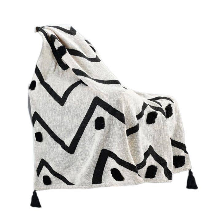 Black and White Woven Cotton Chevron Throw Blanket