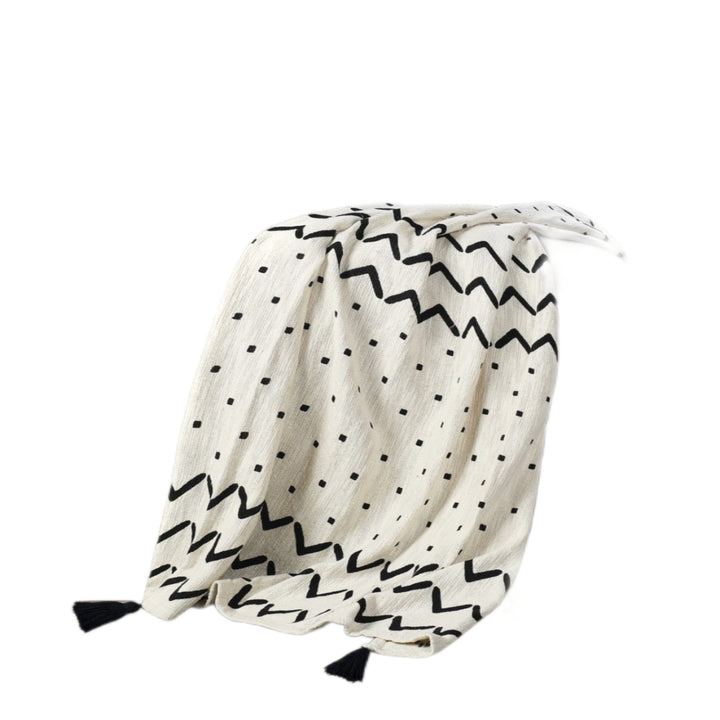 Black and White Woven Cotton Chevron Throw Blanket