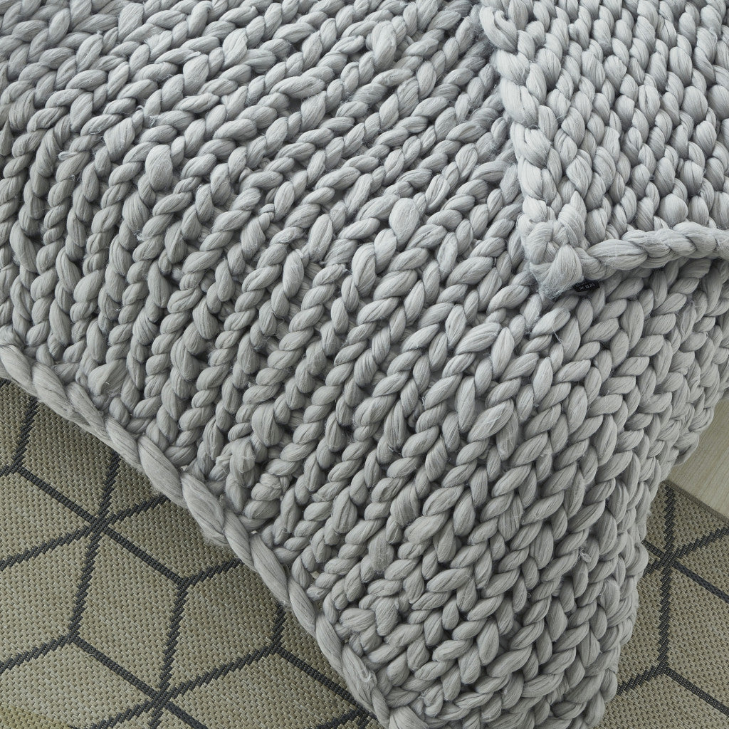 Light Gray Knitted Polyester Solid Color Throw Blanket