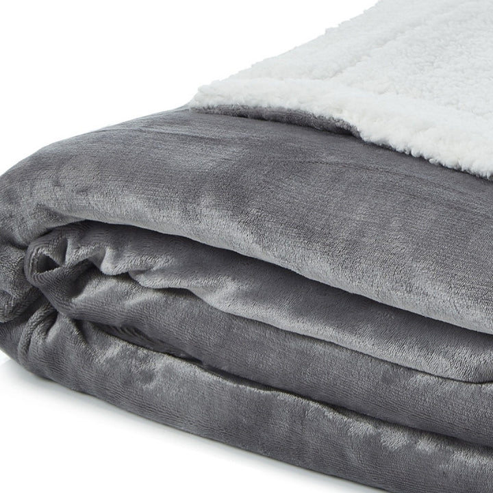 Light Gray Knitted PolYester Solid Color Plush Throw Blanket