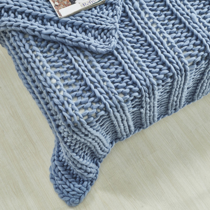 Light Blue Knitted Polyester Solid Color Throw Blanket