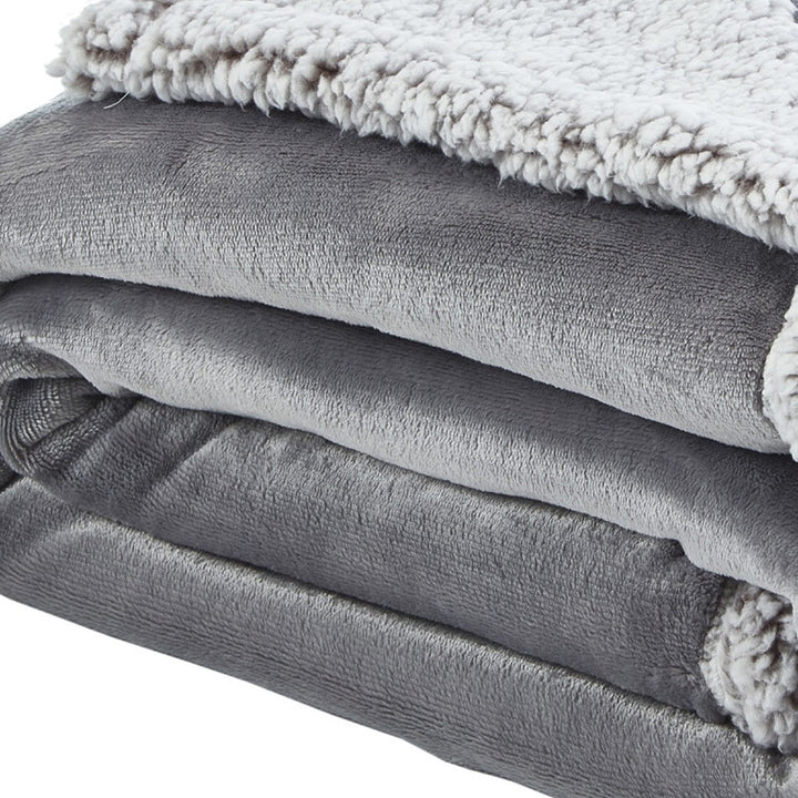 Light Gray Knitted PolYester Solid Color Plush Throw Blanket