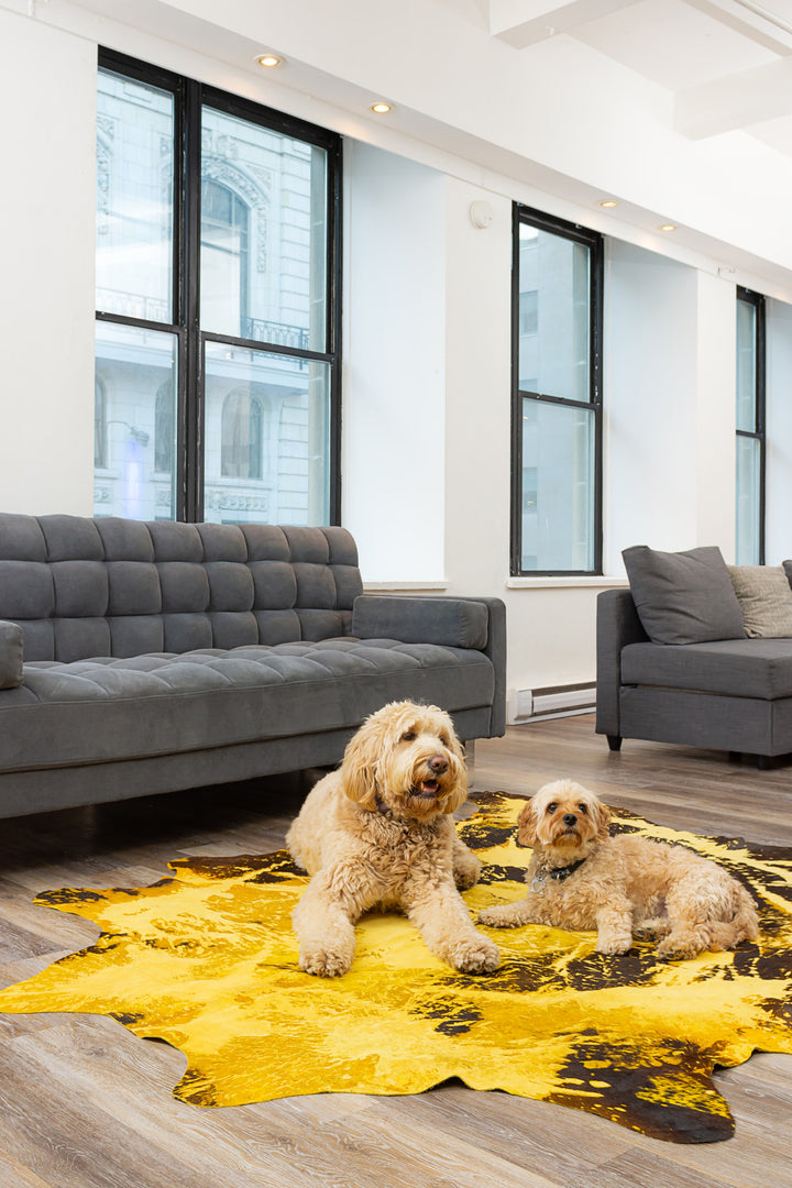 6' x 7' Yellow and Brown Cowhide Hand Knotted Area Rug