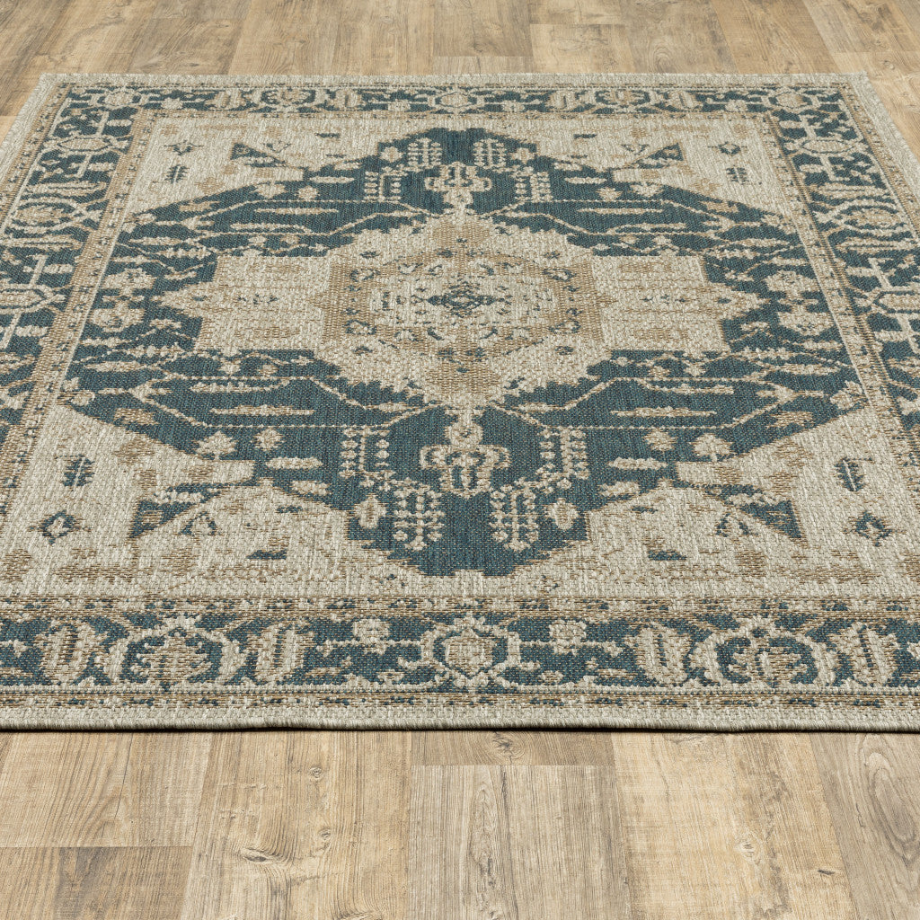 10' x 13' Gray Oriental Stain Resistant Indoor Outdoor Area Rug