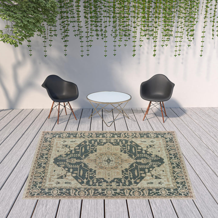 8' x 10' Gray Oriental Stain Resistant Indoor Outdoor Area Rug