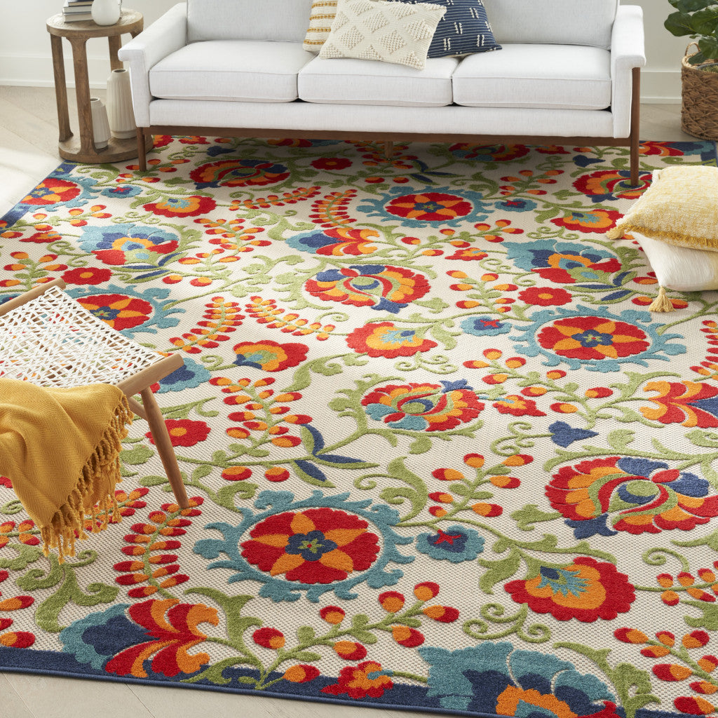 10' x 14' Beige Floral Power Loom Area Rug