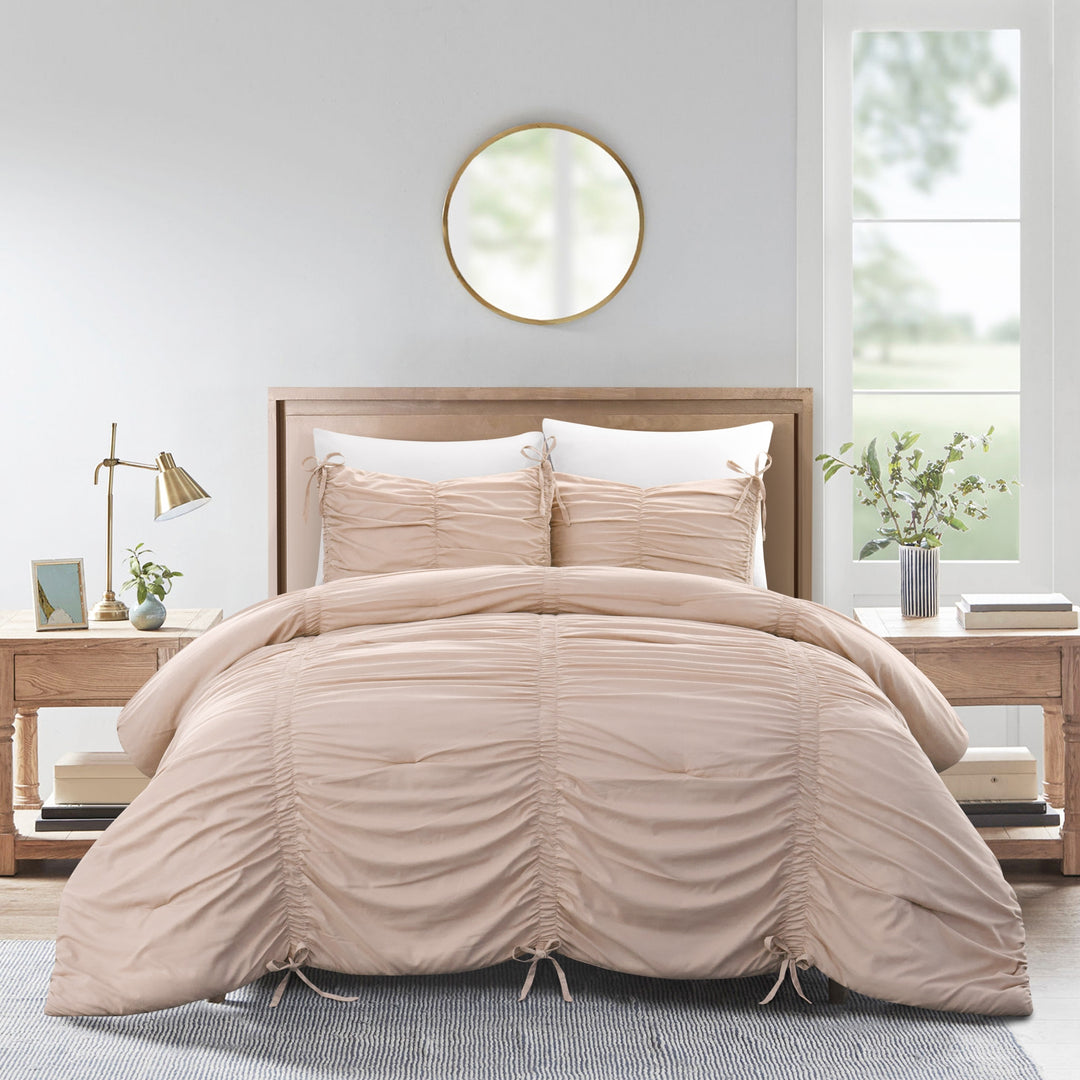 Blush Twin Polyester 180 Thread Count Washable Down Comforter Set