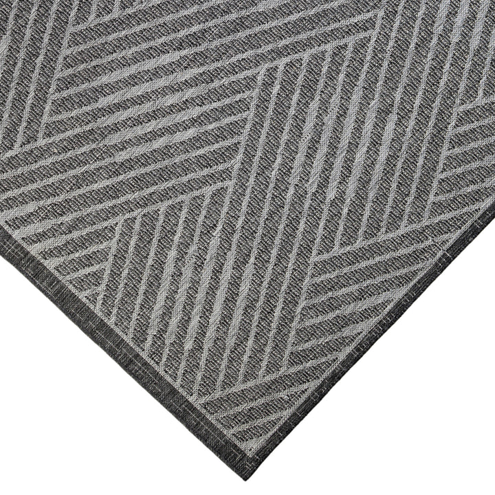 8' x 10' Gray and Blue Geometric Stain Resistant Indoor Outdoor Area Rug