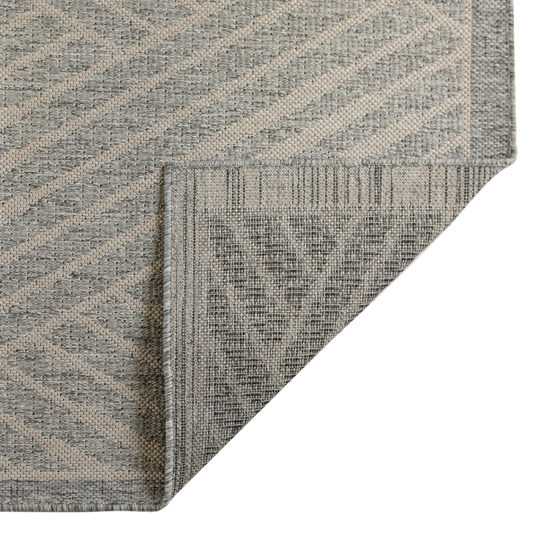 4' x 6' Gray Geometric Stain Resistant Indoor Outdoor Area Rug