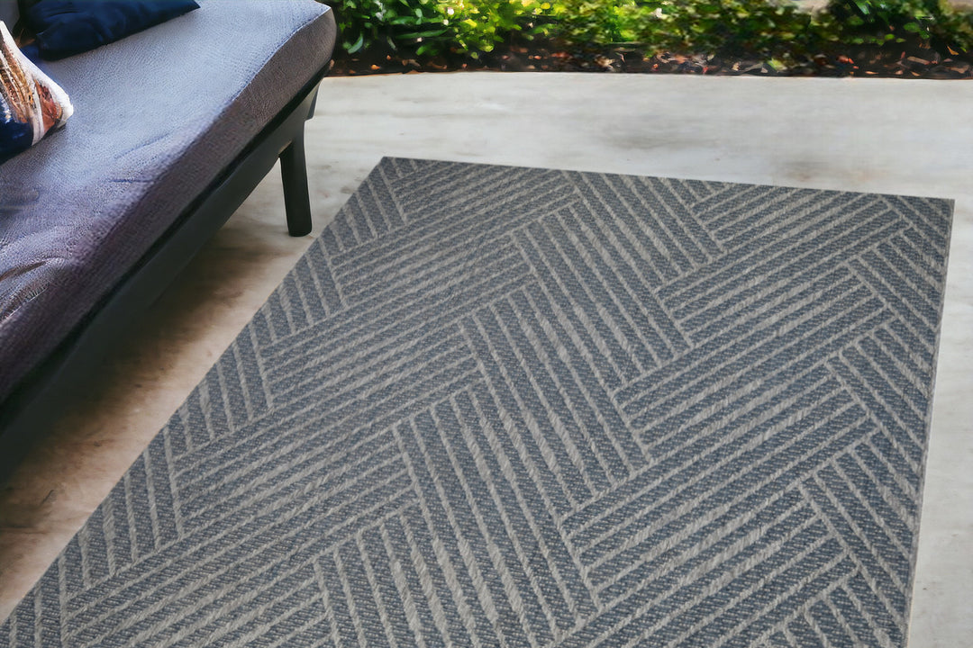 4' x 6' Gray and Blue Geometric Stain Resistant Indoor Outdoor Area Rug