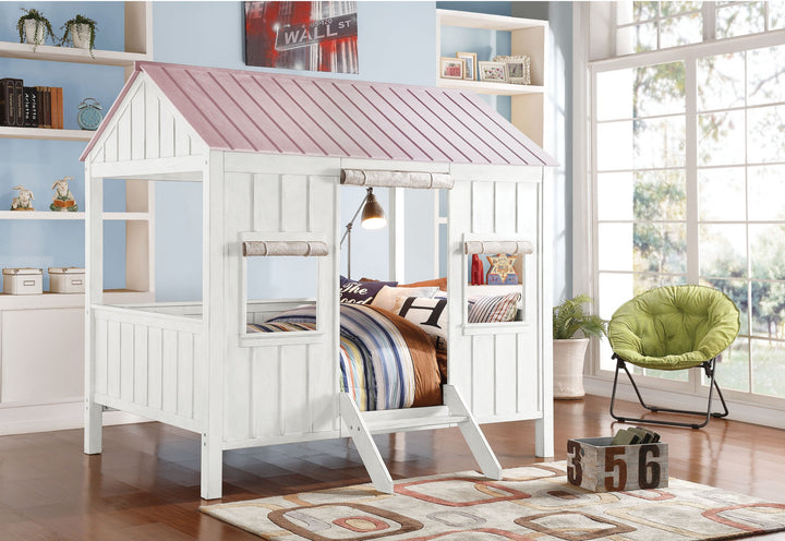 84" X 59" X 77" White And Pink Cottage Full Bed