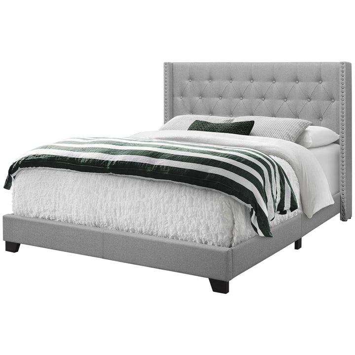 66.5" X 87.5" X 49.75" Grey Foam Solid Wood Linen Queen Size Bed With A Chrome Trim