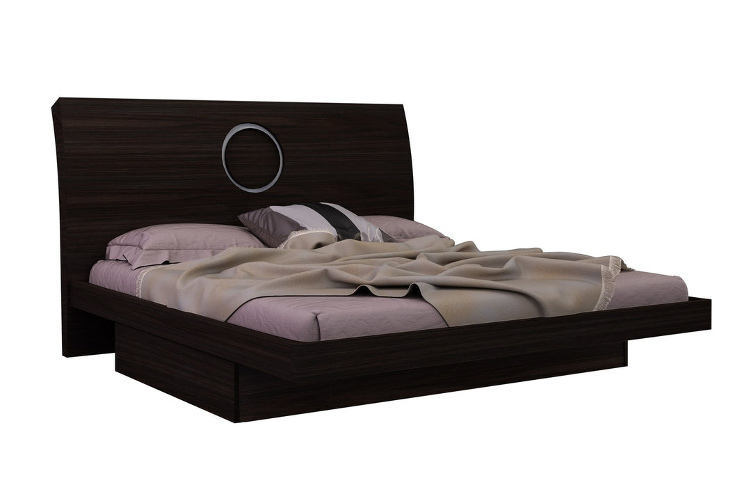 65'" X 87'" X 40'" Modern Queen Wenge High Gloss Bed