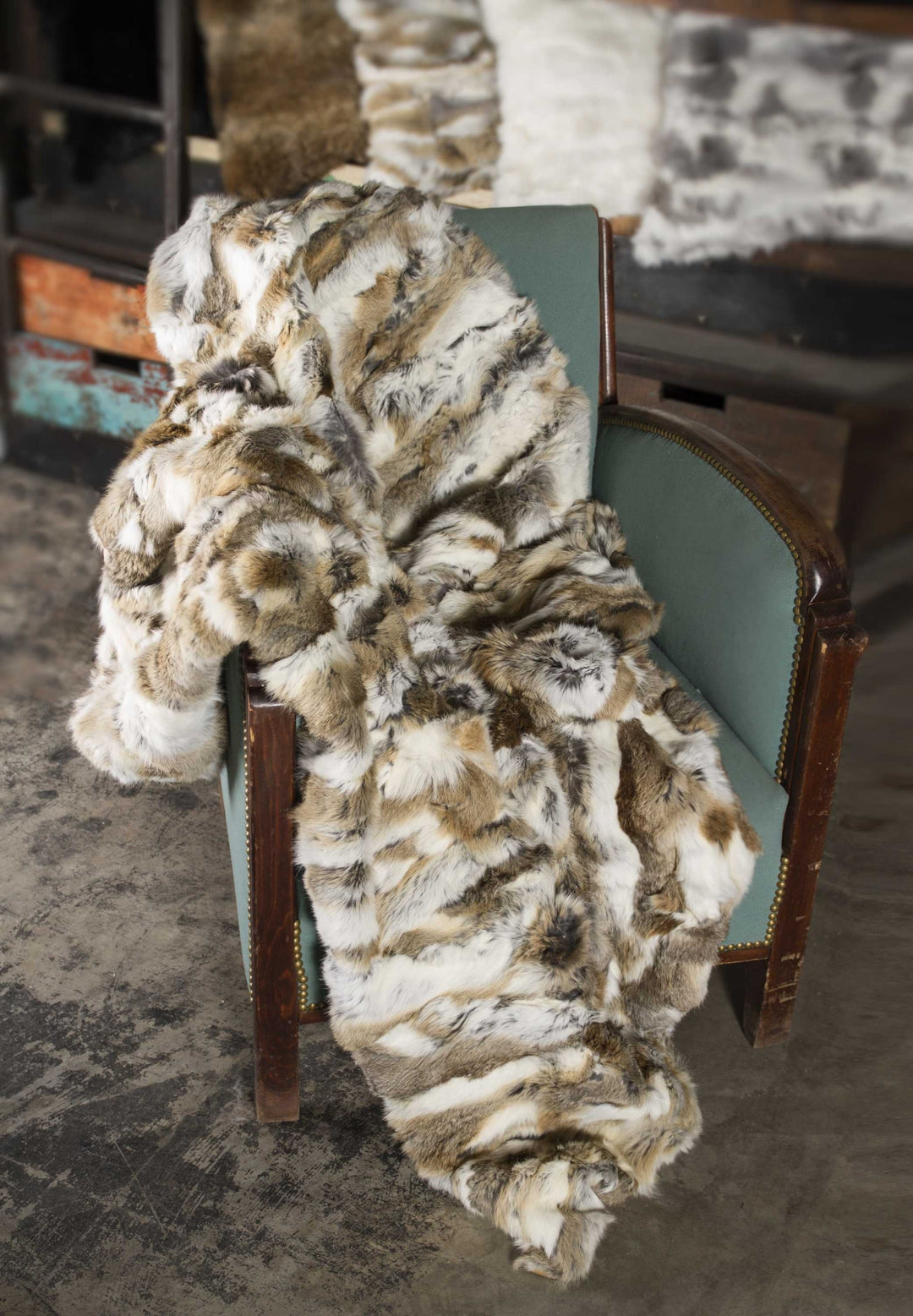 2" X 50" X 60" 100% Natural Rabbit Fur Tan And White Throw Blanket