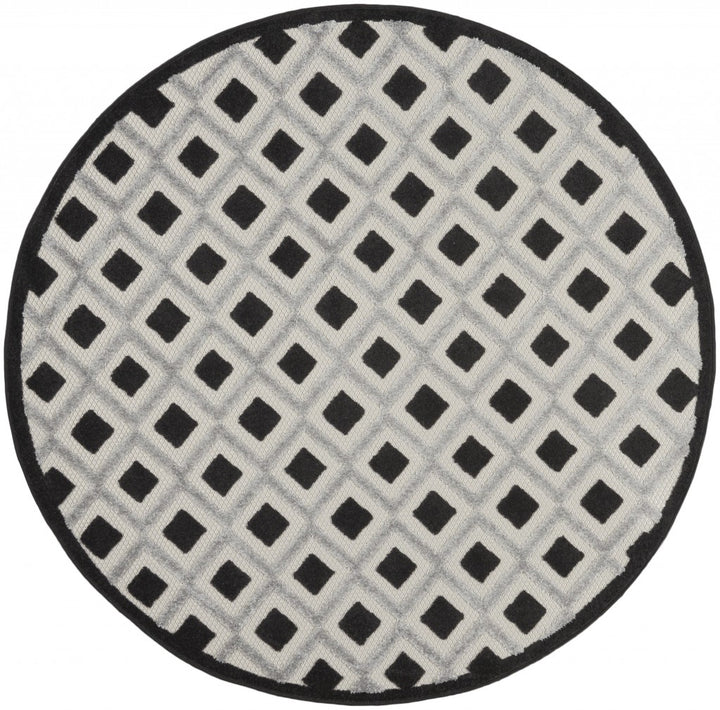 5' Round Black And White Round Geometric Indoor Outdoor Area Rug